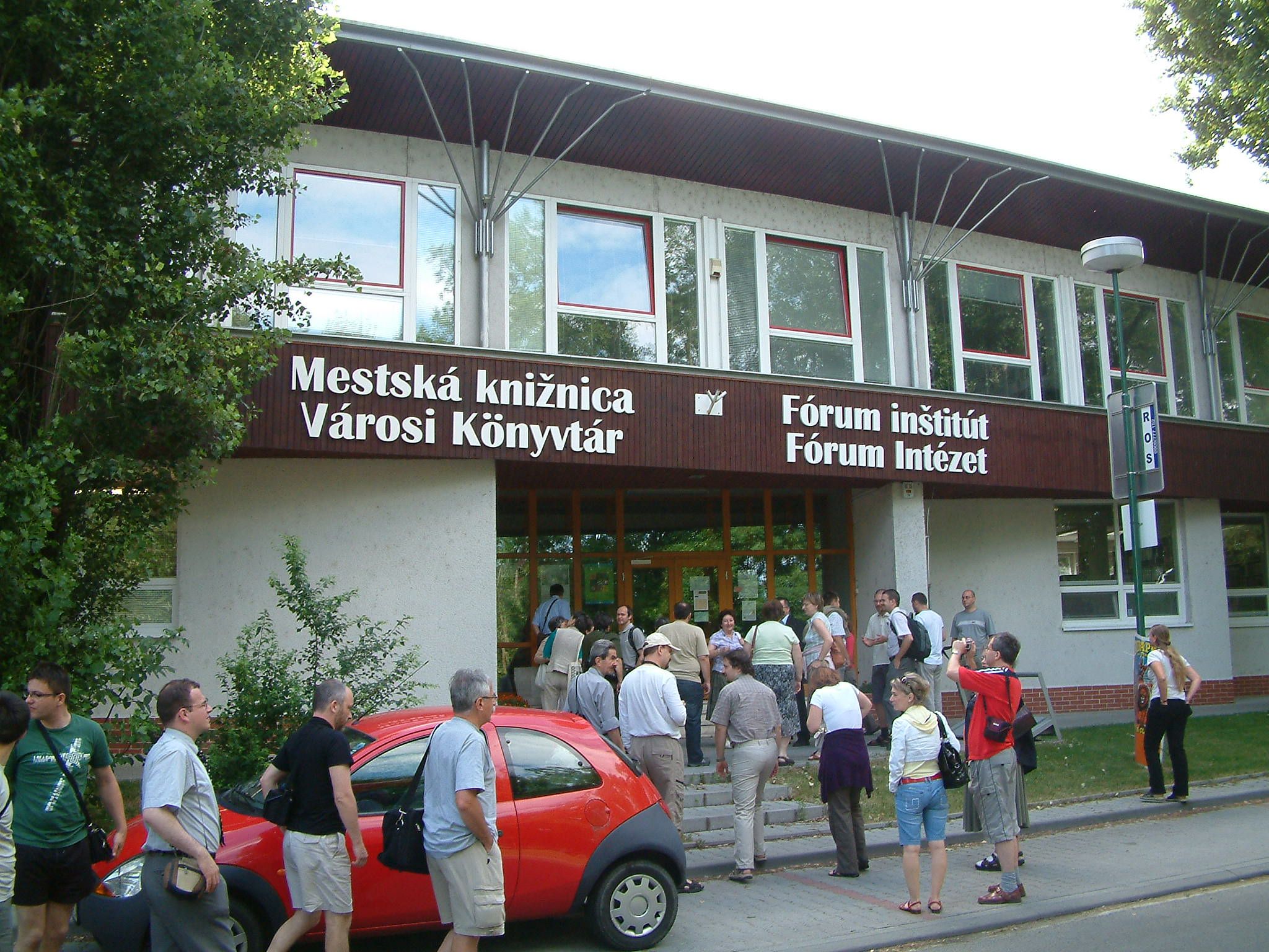 dscf0078-dunaszerdahely_forum_intezet