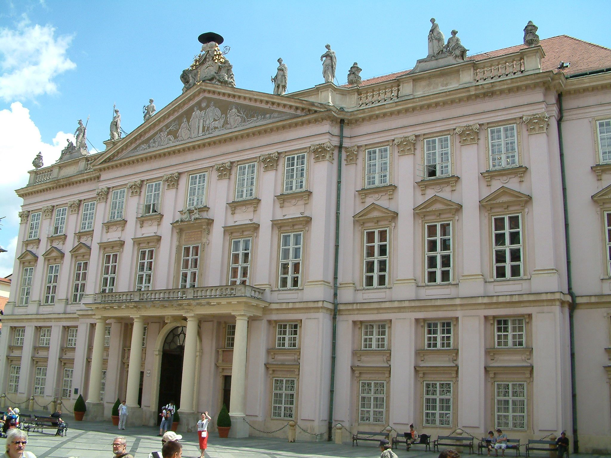dscf0235-pozsony_erseki_palota